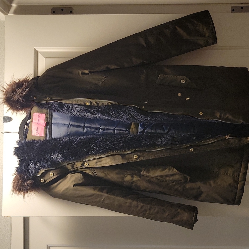 Betsey Johnson Green faux fur coat
